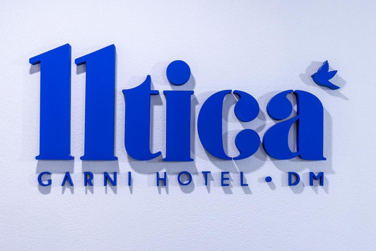 Garni Hotel 11Tica Dm Novi Sad Extérieur photo